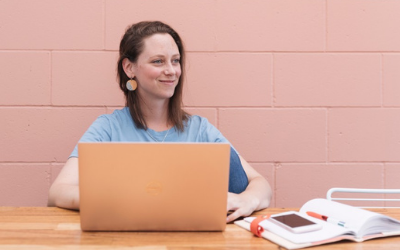 A Shining Client: How to Show Up When You Don’t Feel Like An Expert with Rachel Kurzyp